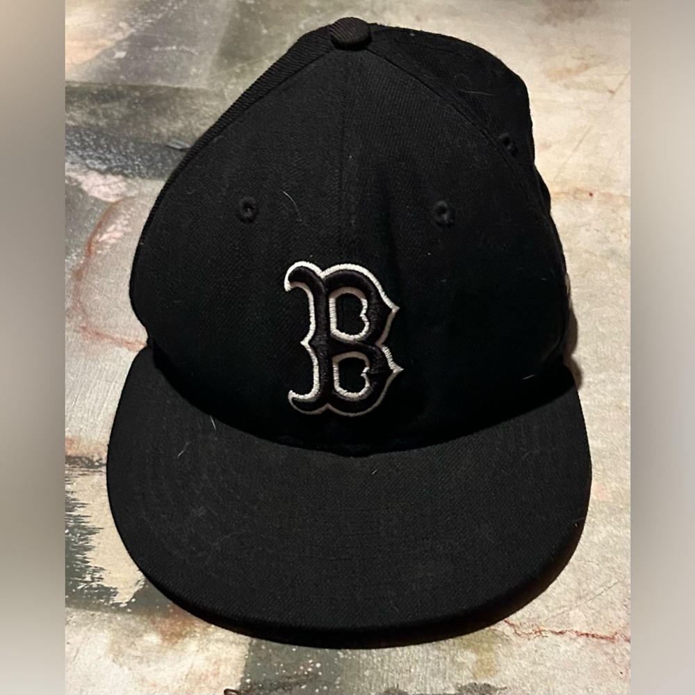 New Era Boston Red Sox genuine MLB merchandise baseball hat size 7
